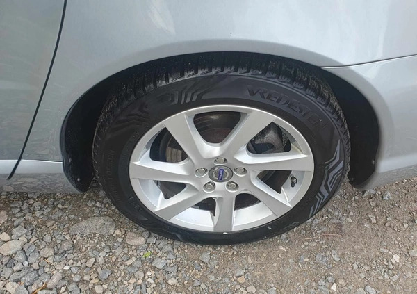 Volvo V70 cena 38900 przebieg: 263470, rok produkcji 2014 z Żerków małe 781